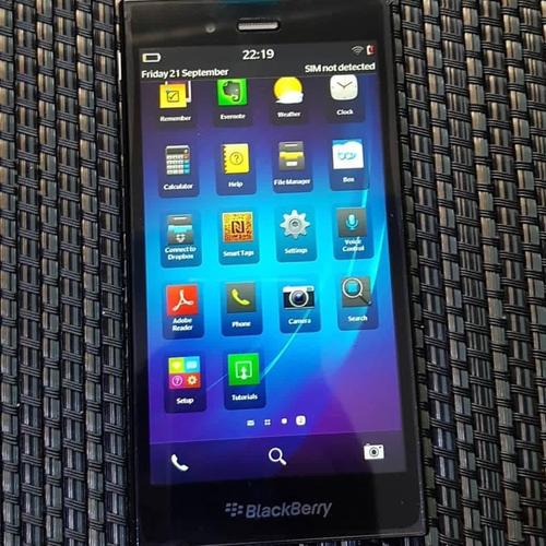 Foto Produk Blackberry Z3 dari ja storeee