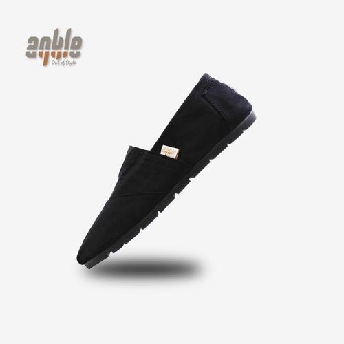 Foto Produk Sepatu Slip on Sepatu Santai Pria Wanita WK07 - Hitam, 40 dari debox
