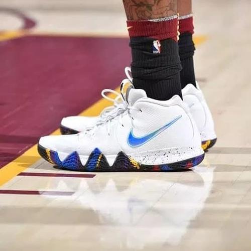 kyrie irving 4 march madness