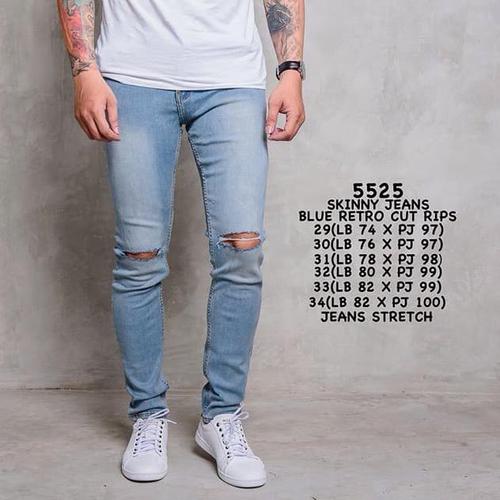 ripped jeanes