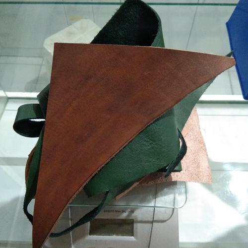 Foto Produk Kulit sapi potongan lebar per 100 gram dari Fruna Phonsel