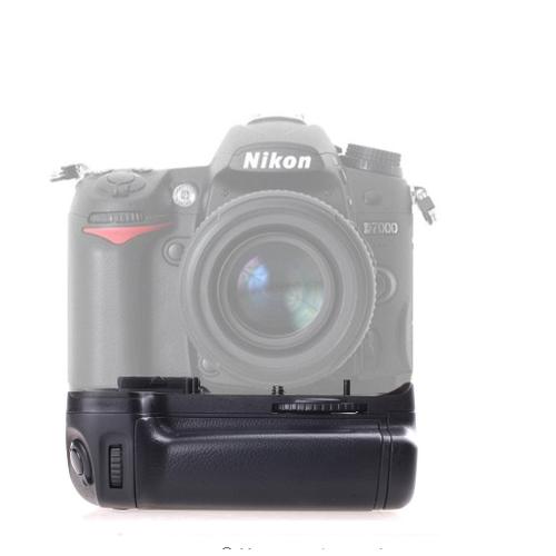 Foto Produk Travor Baterai Grip BG-2E untuk Kamera Nikon D7000 dari Mugi Mugi Laris
