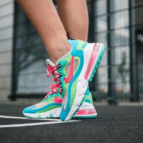 270 react blue and green