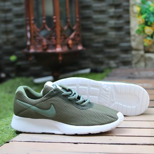 nike tanjun 2019