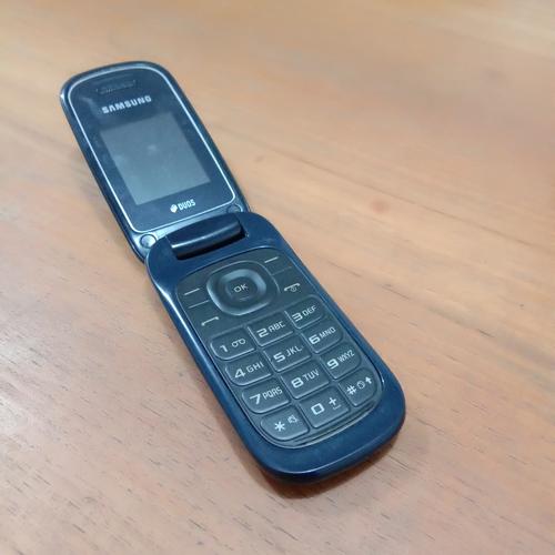 Jual Handphone Samsung Flip Gt Warna Biru Navy Kota Surakarta Widitastore Tokopedia