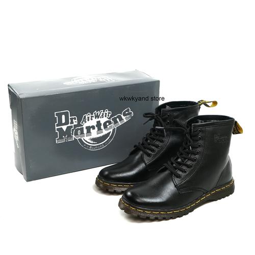 Jual Sepatu Boot Docmart Wanita 8 Lubang Tali / Womens Boots Docmart ...