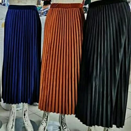 Foto Produk Rok plisket import bludru dari Qla 07