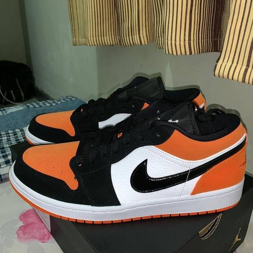 Jual NIKE AIR JORDAN 1 LOW SHATTERED 