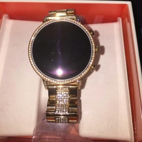 Foto Produk fossil smartwatch dari safrida