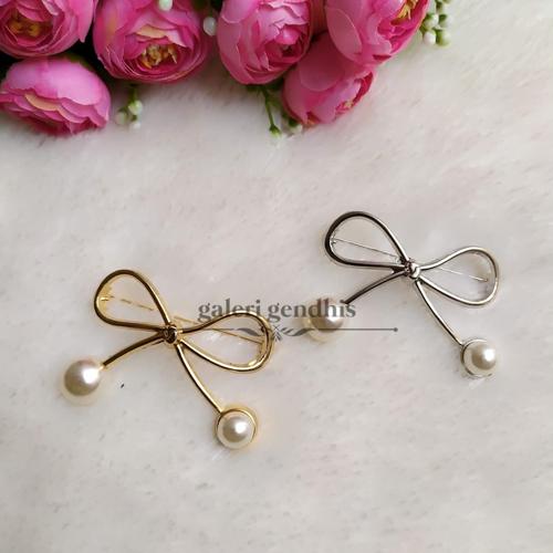 Foto Produk Bros Simple Pita Besar - Brooch Pearl - Gold dari Gendhis_23