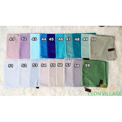 Foto Produk Kerudung Bella Umama Scarf Hijab Jilbab Segi Empat Polos dari AArriess