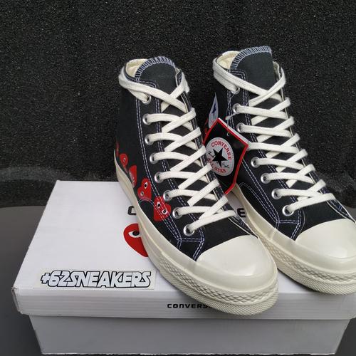 black multi heart cdg converse