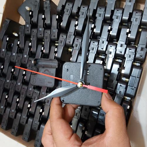 Foto Produk Mesin Jam Dinding sweep Grosir murah dari Bergaya online