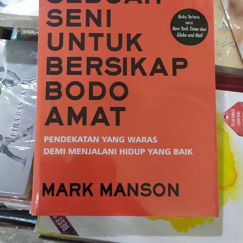 Foto Produk Sebuah Seni Untuk Bersikap Bodo Amat - Mark Manson dari Jaya Book Store
