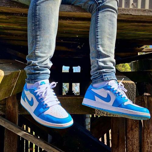 nike air jordan 1 low \