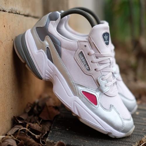 adidas falcon harga