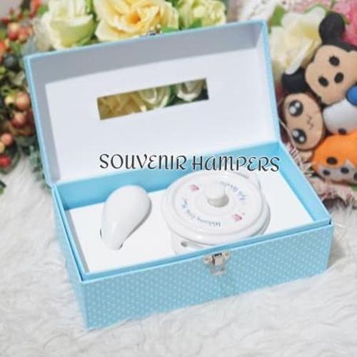 Foto Produk souvenir hardbox tisu dari Chloe boetik