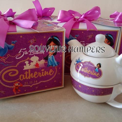 Gambar souvenir teko packing softbox dari hokkicareshop undefined Tokopedia