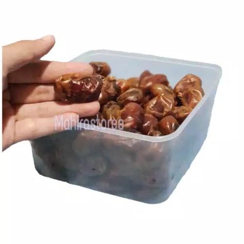 Gambar Kurma Khalas Alsaad kemasan 500gr 500 gr ecer murah dari Mahira_storee Kota Surabaya Tokopedia
