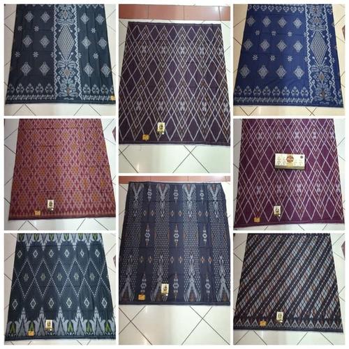 Foto Produk sarung atlas motif kembang dari arta azra