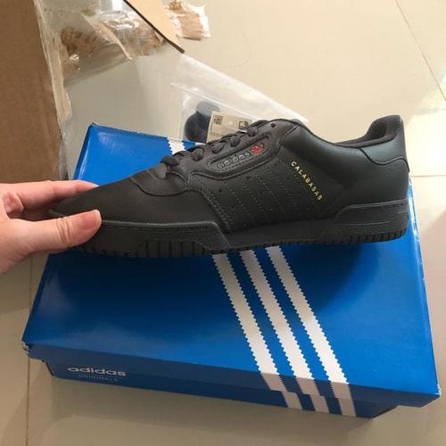 black yeezy powerphase