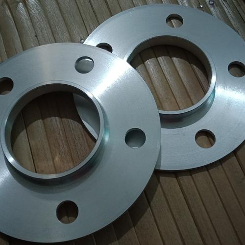 Foto Produk spacer nok xpander 5x114.3~cb 67.1 dari Nadiya Center Ring