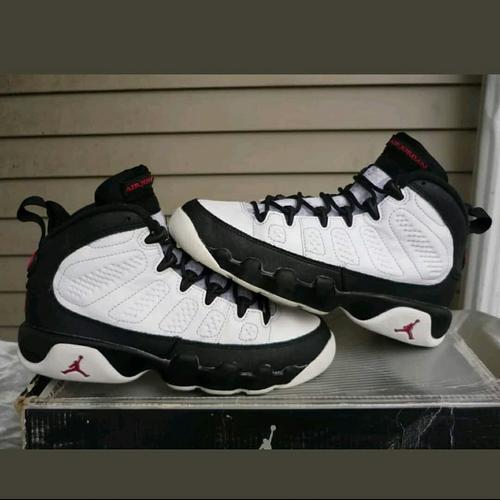 retro 9 space jam
