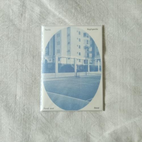Foto Produk Tasia Sugiyanto - Bond and Bend, Buku Foto Photobook dari Unobtainium