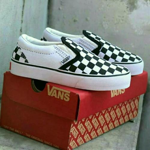 junior slip on vans
