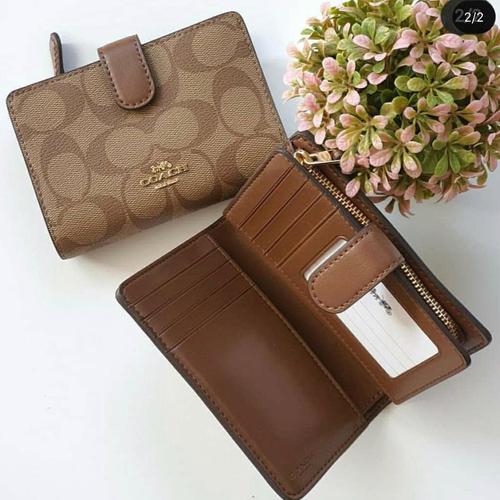 Foto Produk Coach Medium Wallet Signature Saddle dari ferliarj16