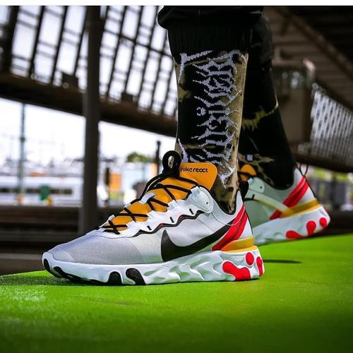bright nike