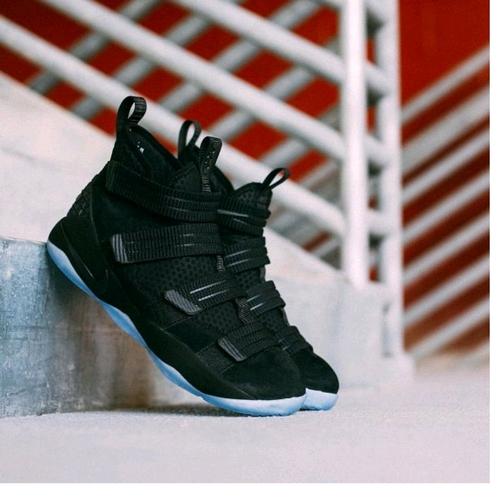 Jual NIKE LEBRON SOLDIER 11 BLACK 