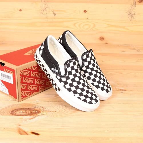 side checkered vans