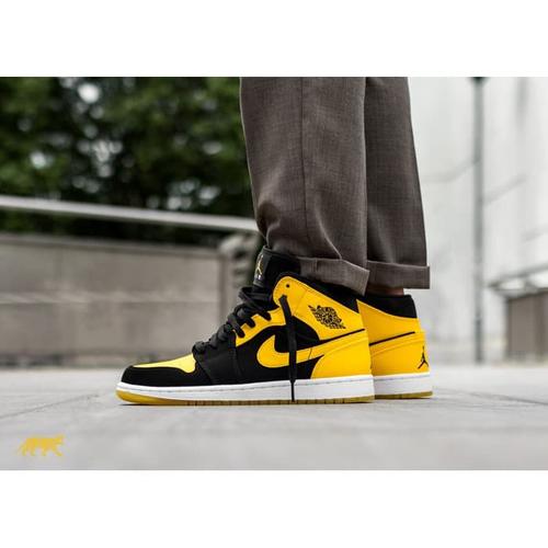 aj mid 1 yellow and black