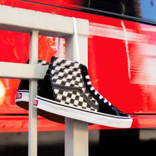 checkered blur