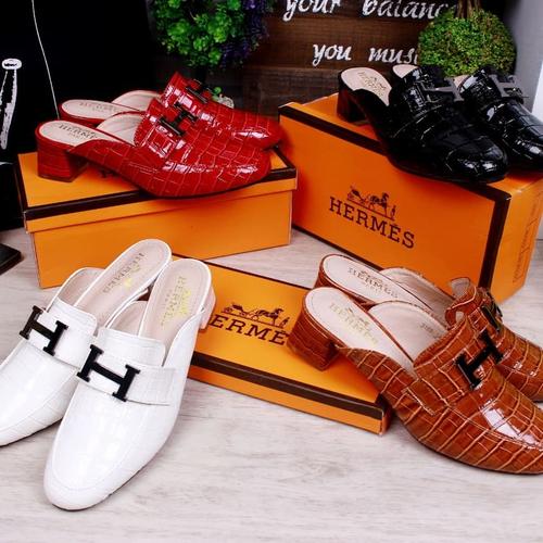 hermes slip on