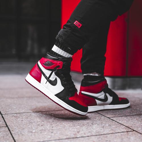 jordan 1s bred