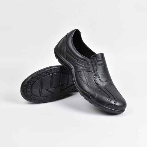 Foto Produk ATT AB 375 Sepatu Pantofel Karet Pria Tahan Air Anti Licin Hitam - 41 dari wonzila