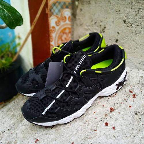 asics gel mai black