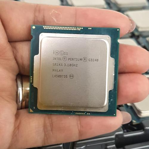 Foto Produk PROCESSOR INTEL G3240 TRAY + FAN 1150 dari iconcomp