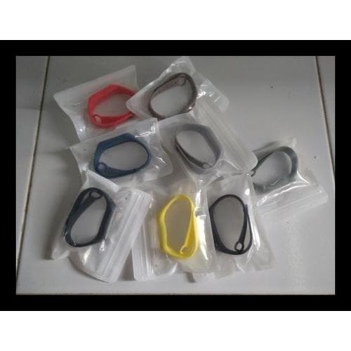 Foto Produk TERLARIS STRAP SILICON STRIPS MI BAND 2 / MIBAND 2 MERK MIJOBS ANEKA dari vickyerlangga STORE