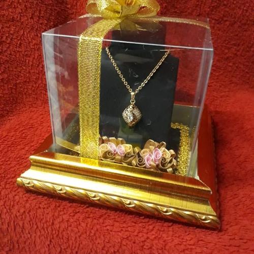 Gambar kotak kalung mahar, mas kawin dari kotakseserahan. com Kota Depok Tokopedia