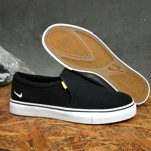 nike slip on original