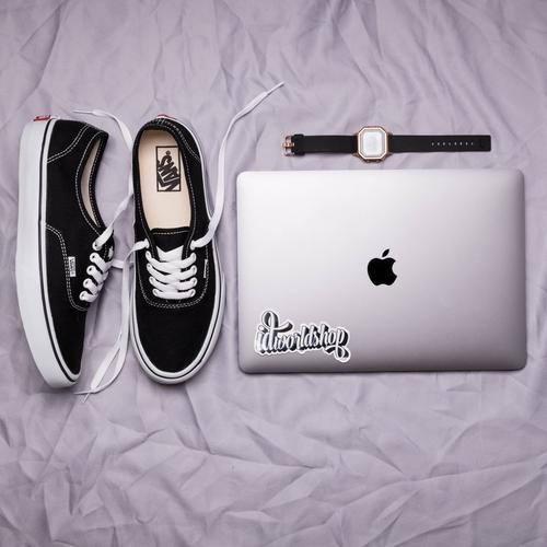 Foto Produk Vans authentic classics black white dari IDworldshop