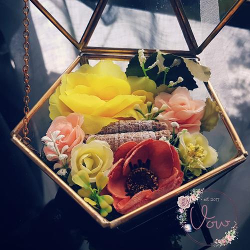 Gambar Tempat cincin / box cincin / pernikahan / lamaran mahar / cincin unik dari vow Jakarta Utara Tokopedia