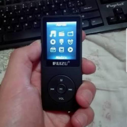 Foto Produk Original RUIZU X02 Ultrathin 4gb MP3 Player LCD 1.8" Tahan Play 80 jam dari digitalworld
