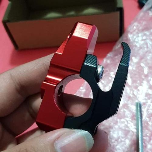 Foto Produk Spirit Beast Frame Hook /Kait pemasangan cermin - Merah dari Spirit beast Sepedamotor