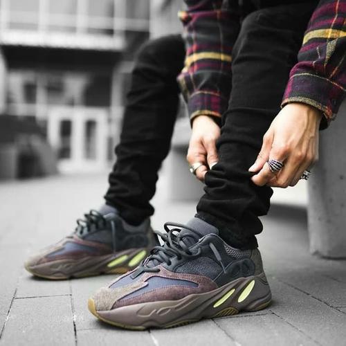Jual Sepatu Casual Adidas Yeezy Runner 