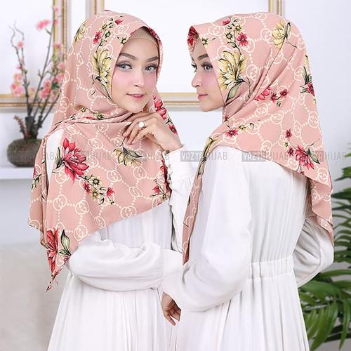 Foto Produk Kerudung Segitiga Instan Millie Printing Motif Gucci High Quality - Black dari LAPAK HIJAB MARET