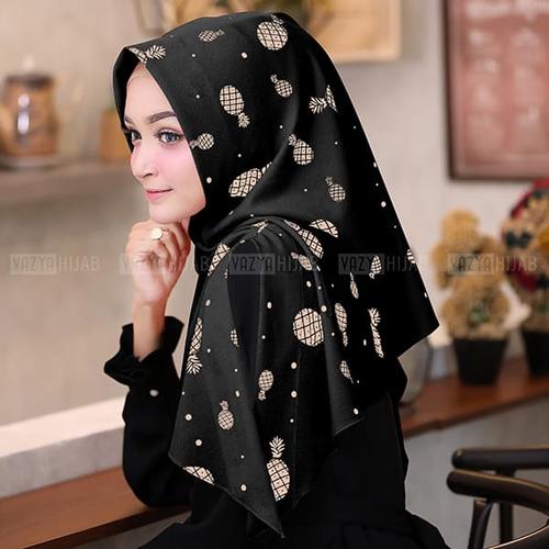 Foto Produk Kerudung Segitiga Instan Fruit Edition PineApple Printing High Quality - Pink dari LAPAK HIJAB MARET